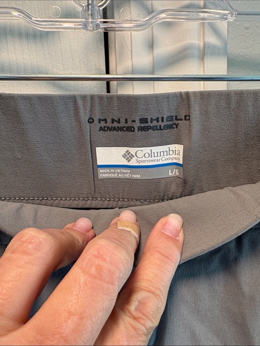 Columbia Women’s gray Stretch Pull-On Chinos - Picture 2 of 3